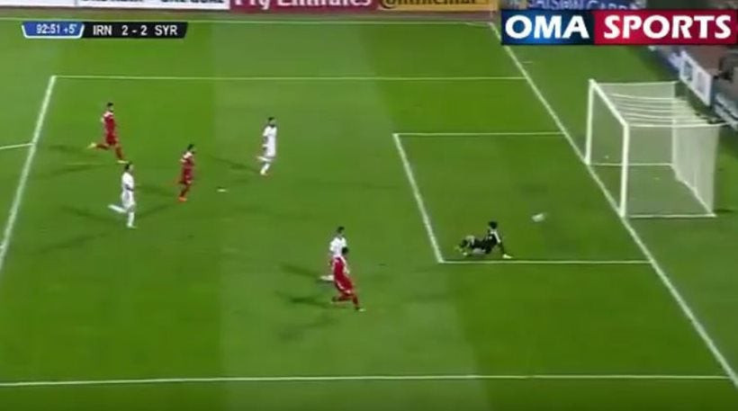 Βίντεο: Σύρος δημοσιογράφος βάζει τα κλάματα για την πρόκριση στα μπαράζ του Μουντιάλ